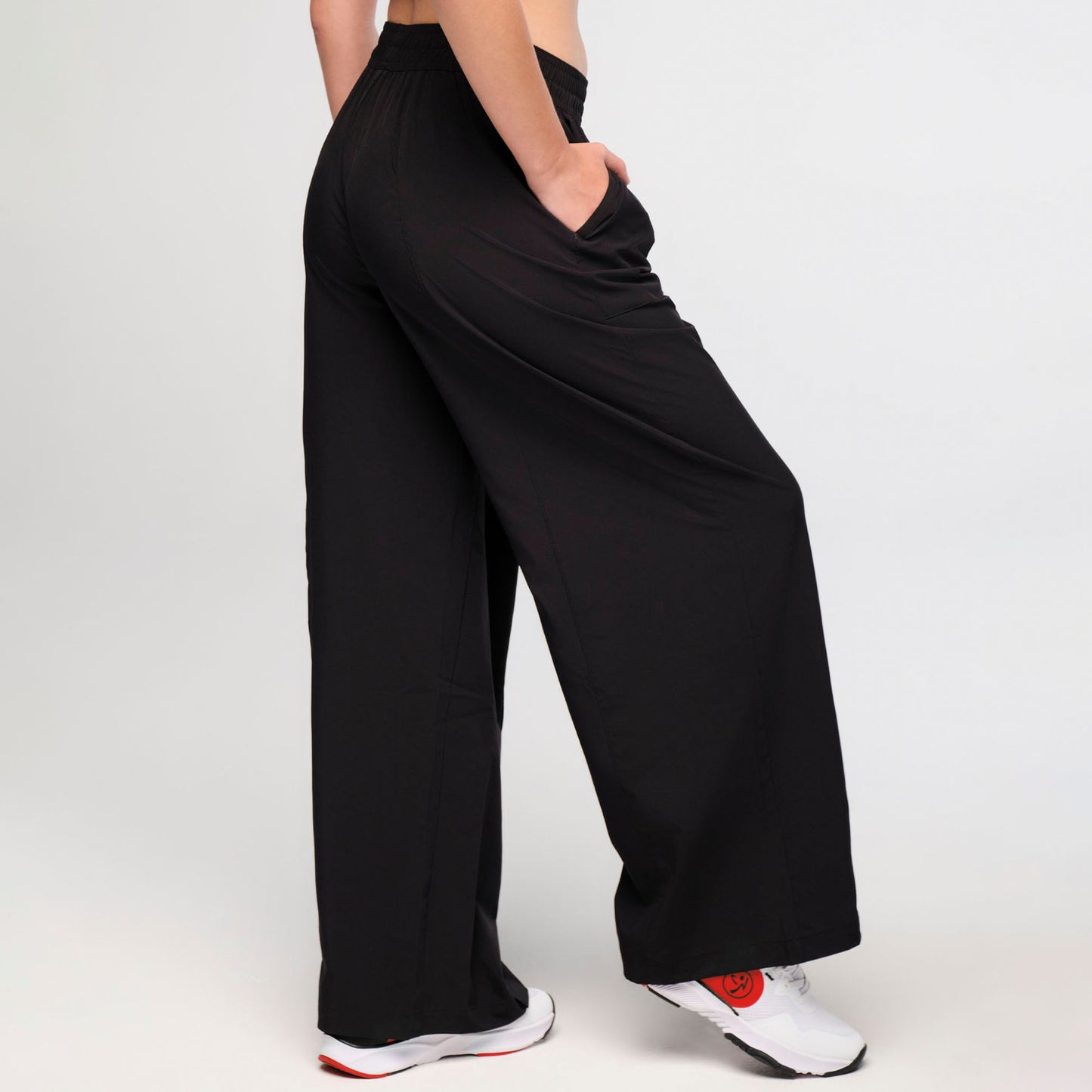 Zumba Explore Wide Leg Woven Pants - Bold Black