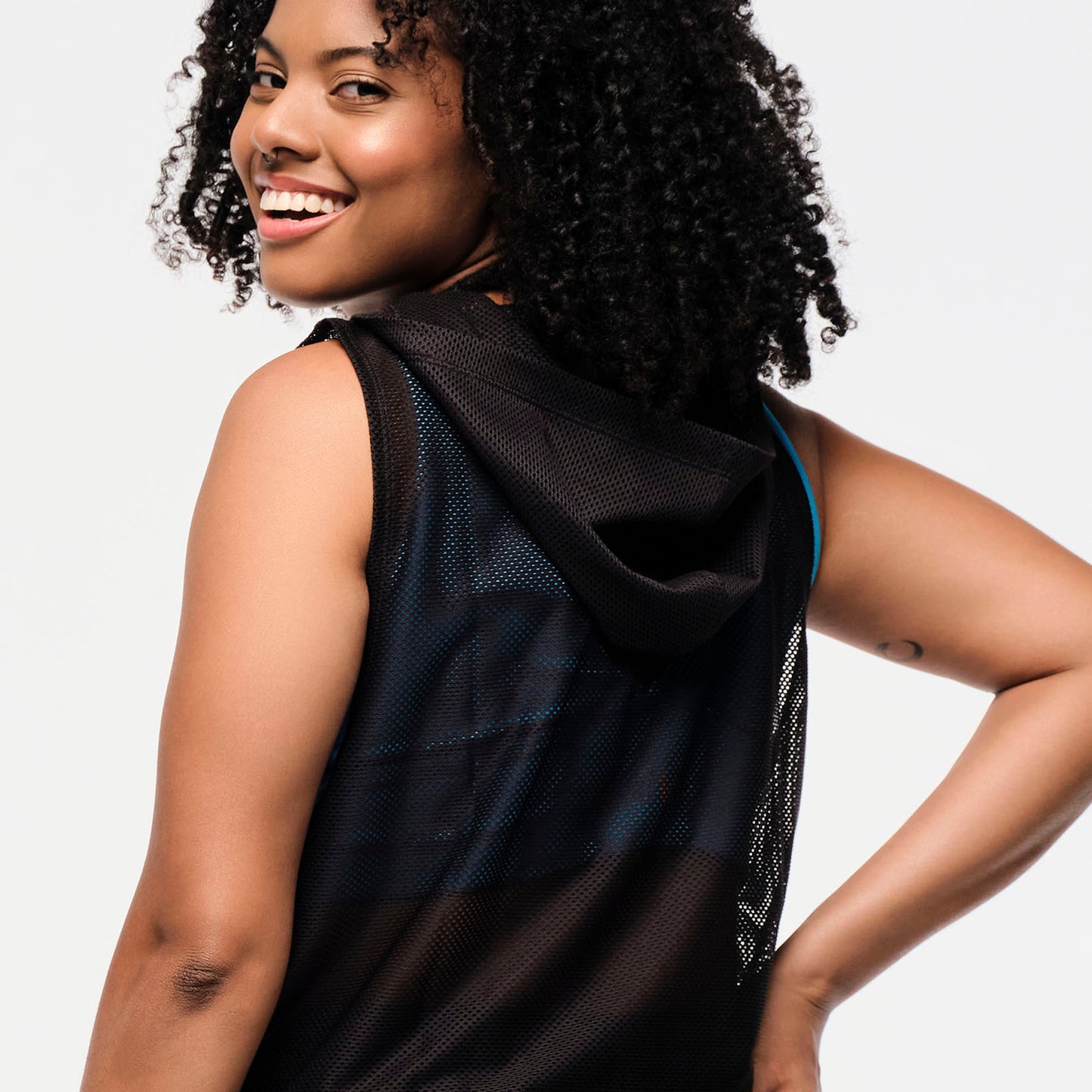 Zumba Explore Sleeveless Mesh Hoodie - Bold Black
