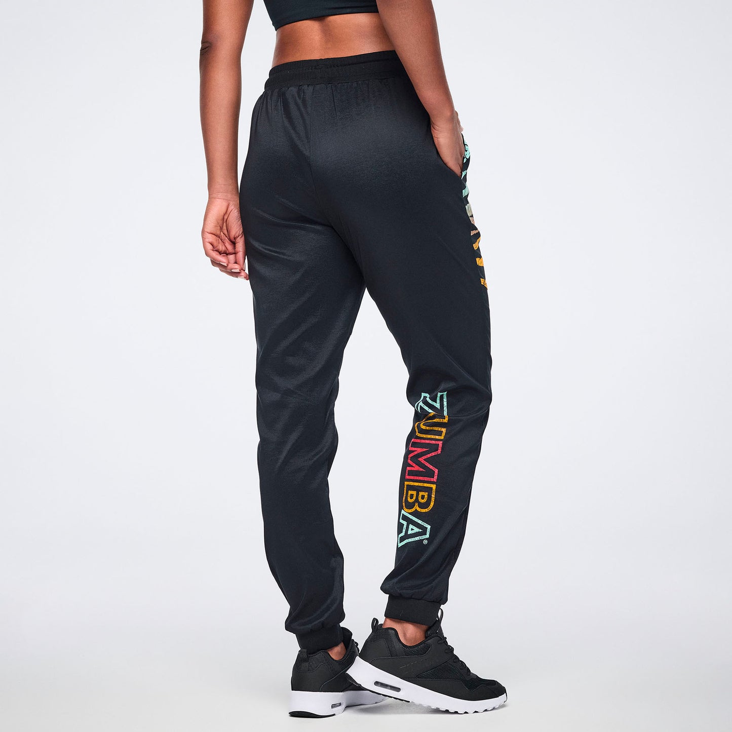 Wildbeat Men's Woven Joggers Z2B000102