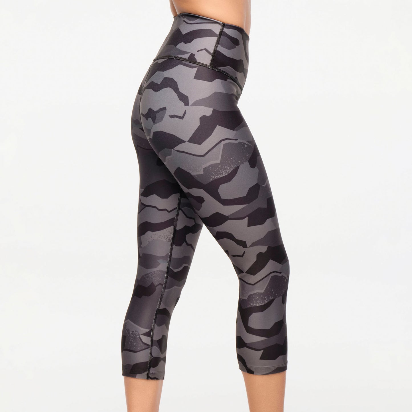 Zumba Explore High Waisted Capri Leggings