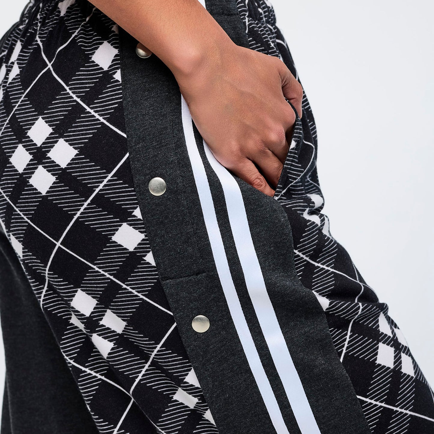 Eastern Flavor Wide Leg Pants With Wide Side Snap Placket Z1B000715