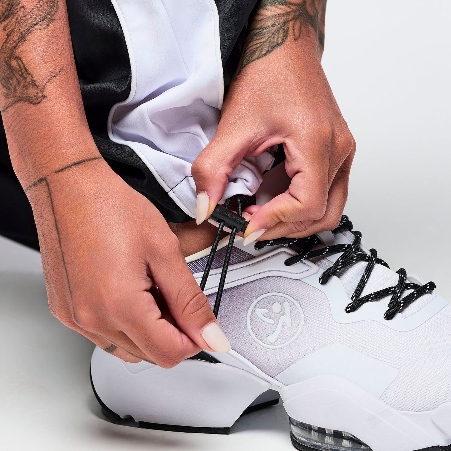 Zumba Basic Wavy Pants -Bold Black Z1B000744