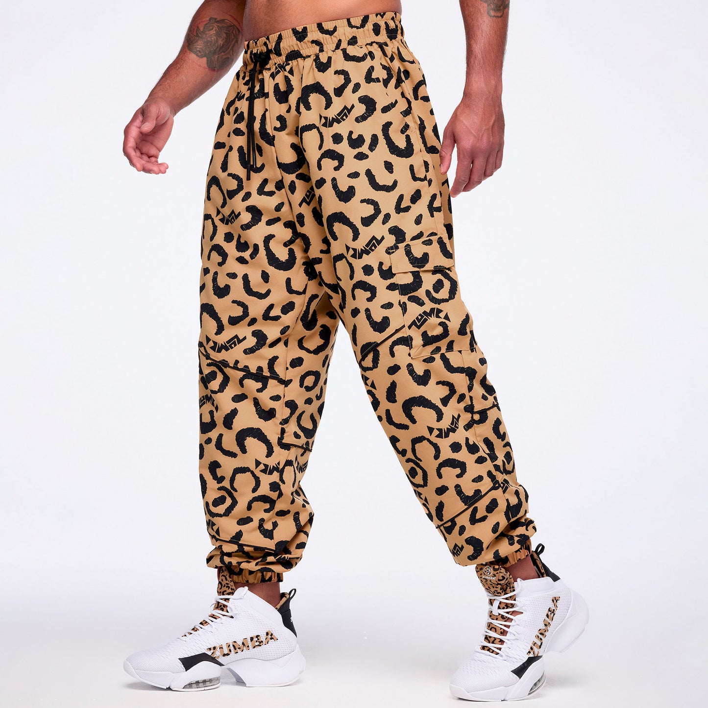 Wildbeat Baggy Woven Cargo Pants Z1B000760