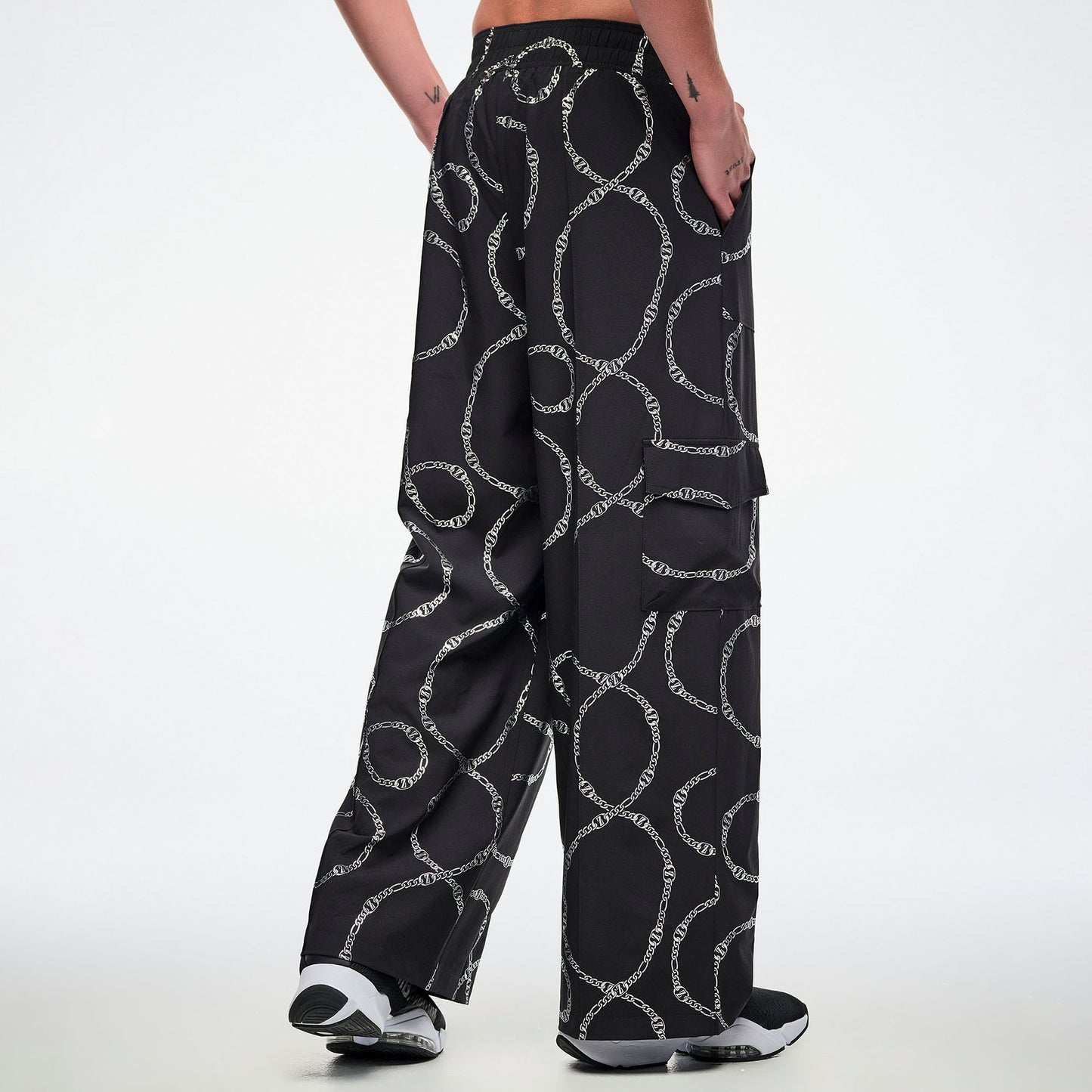 Dale-Z Woven Cargo Pants - Black/Silver Z1B000963