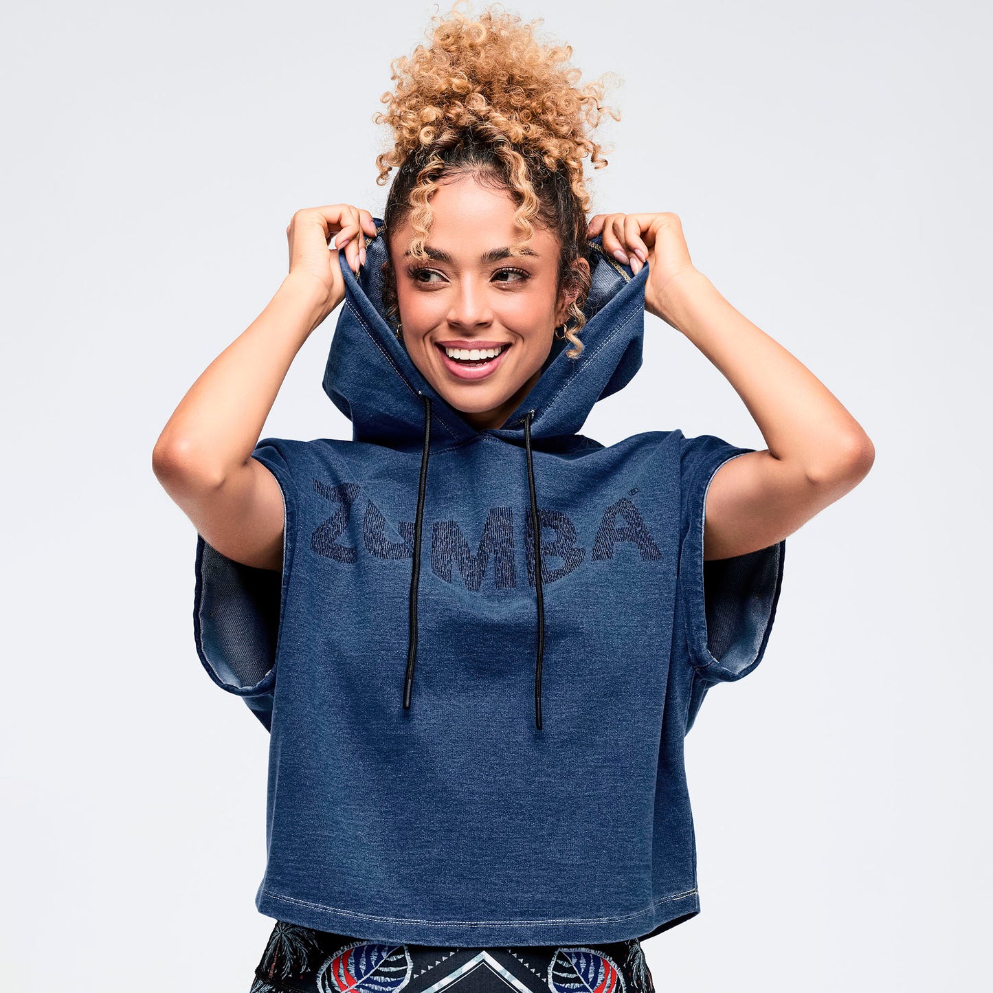 Latin Movement Short Sleeve Crop Pullover Hoodie Z1T001104