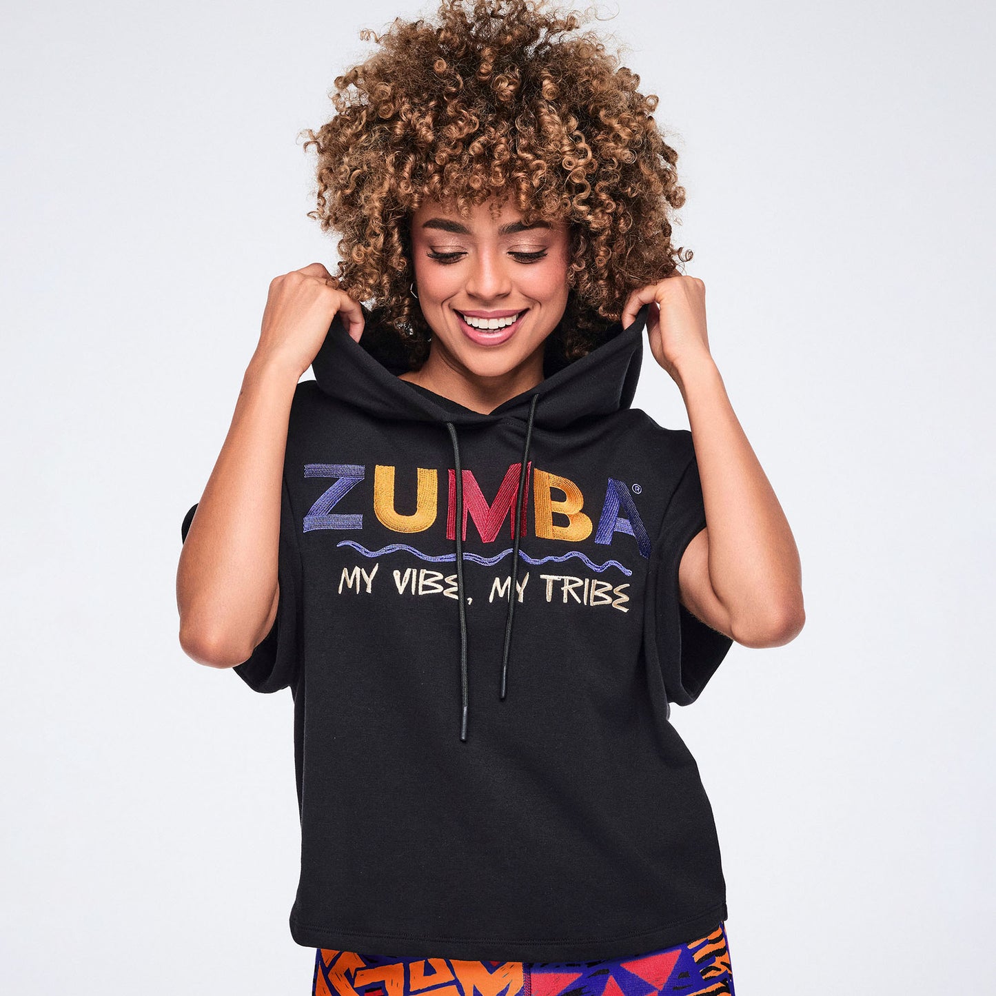 Wildbeat Short Sleeve Crop Pullover Hoodie Z1T001127