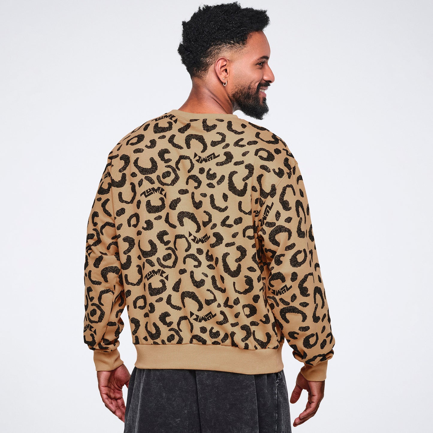 Wildbeat Long Sleeve Pullover Sweatshirt Z1T001198