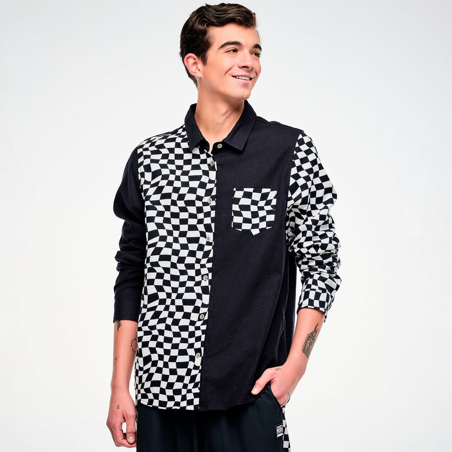 Electric Feel Button Down