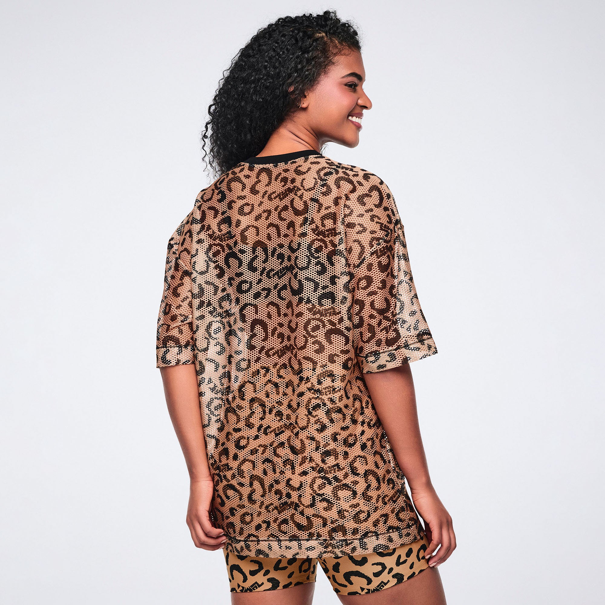 Zumba Wildbeat Oversized Mesh Top Z1T001362 – Zumba Wear Singapore