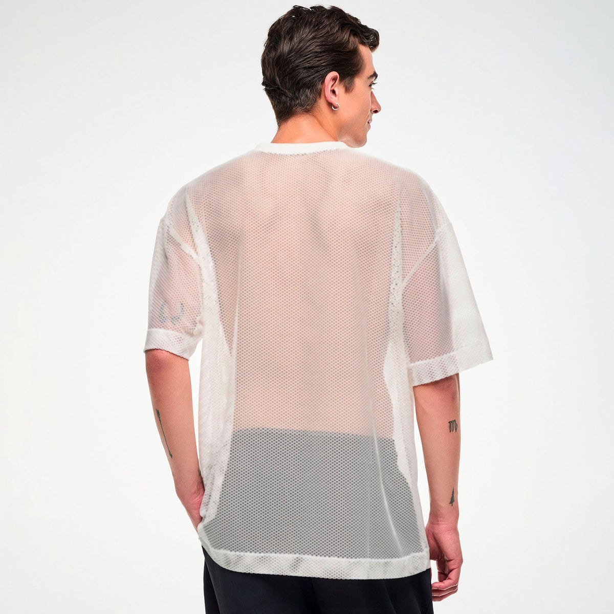 Zumba Basic Oversized Mesh V-Neck Top - White