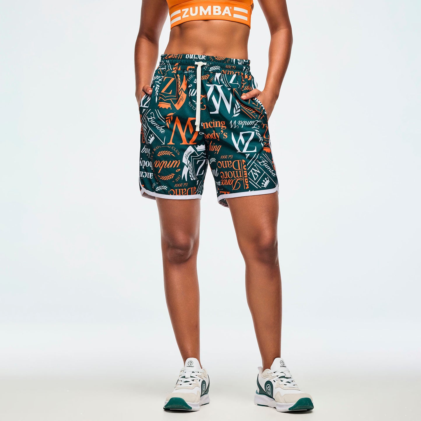 Class of 2001 Men's Woven Shorts Z2B000086
