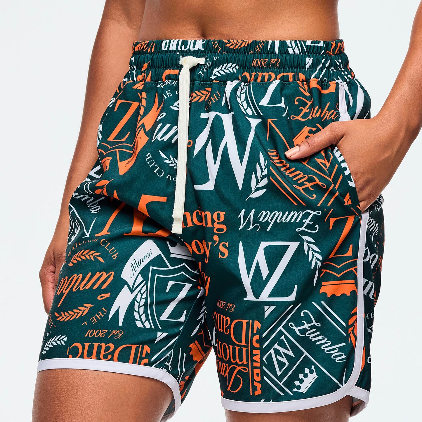 Class of 2001 Men's Woven Shorts Z2B000086