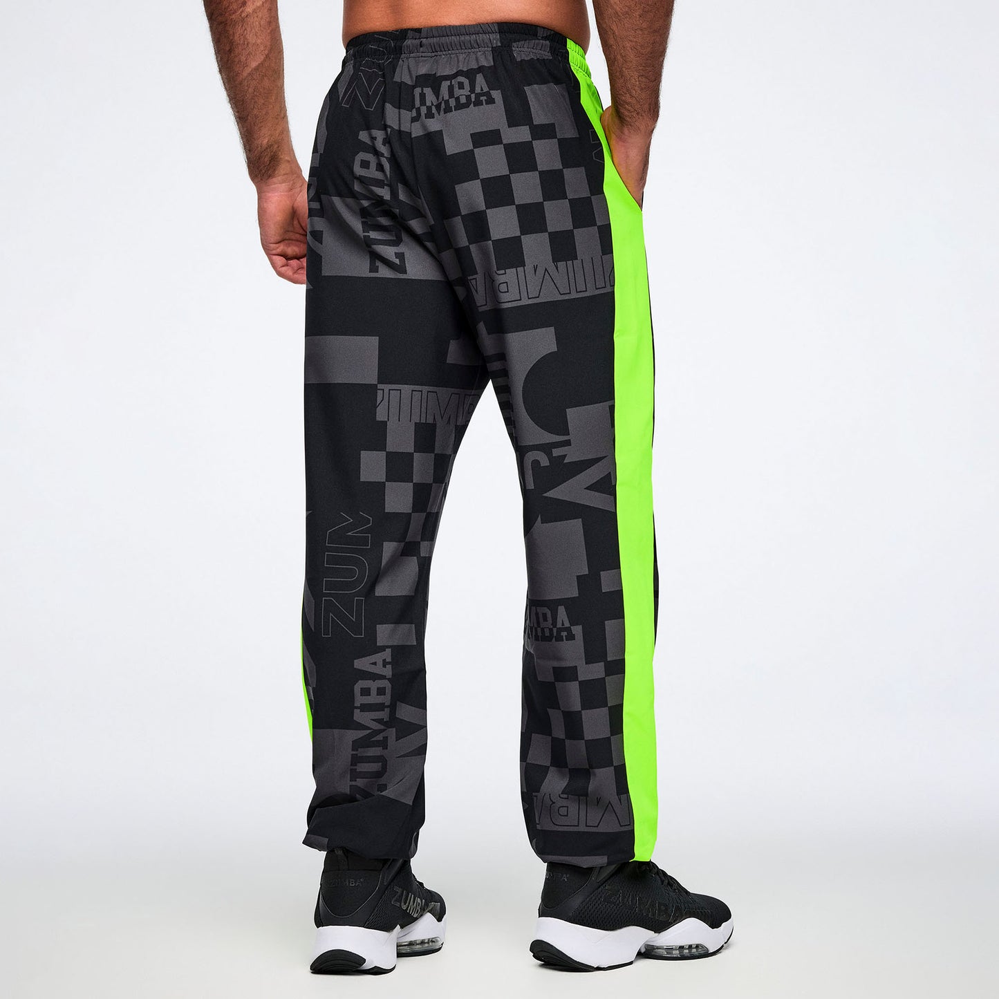 Worldwide Men's Woven Slouch Pants Z2B000106