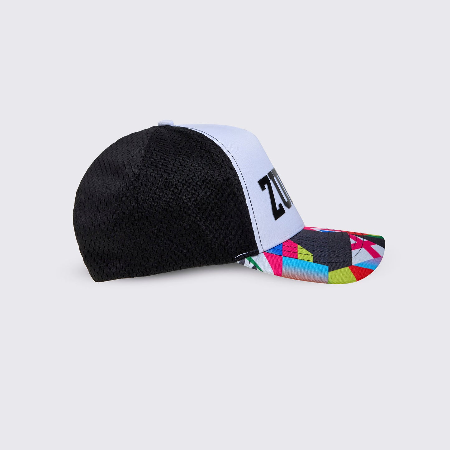 Worldwide Curved Brim Mesh Hat Z3A000326