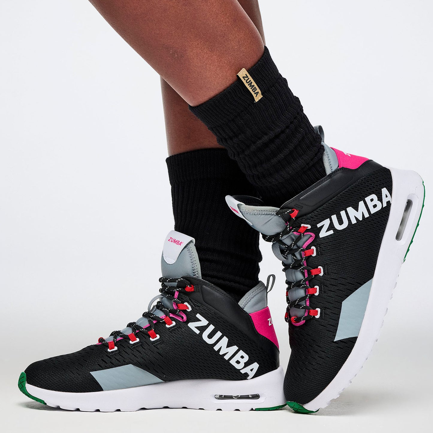 Worldwide Scrunch Socks - Black Z3A000327