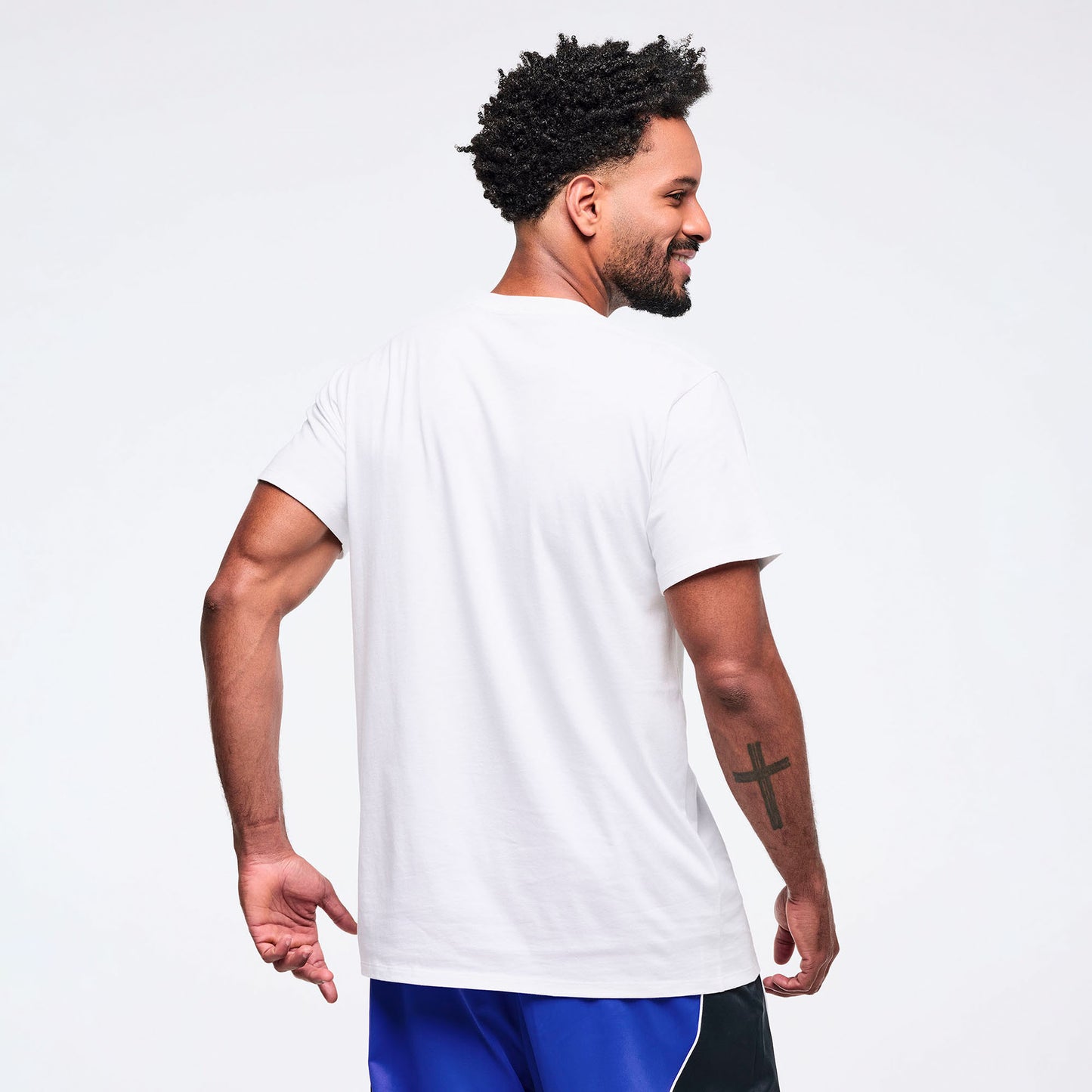 Latin Movement Unisex Crew Neck Tee - White Z3T000372